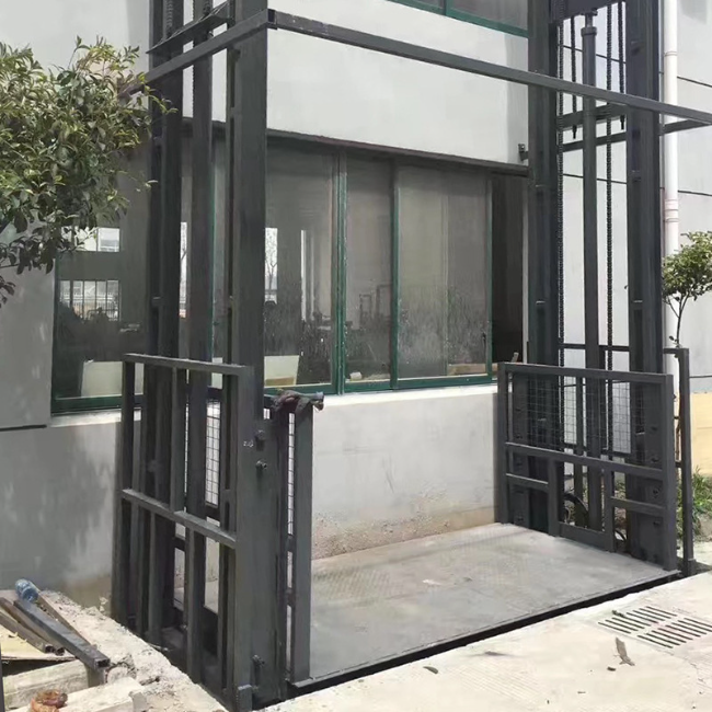 山丹5吨室外升降货梯